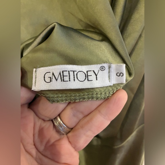 Sleek Olive Satin Midi Dress - Picture 3 of 3